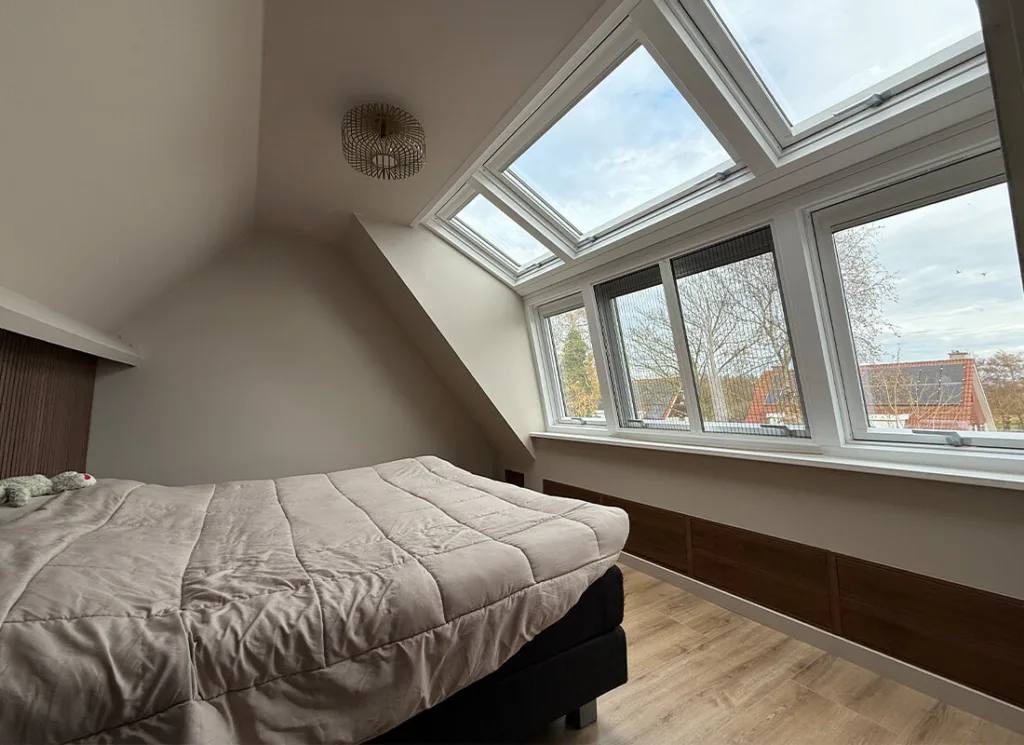 extra slaapkamer op zolder gecreëerd met een LUXboX dakserre